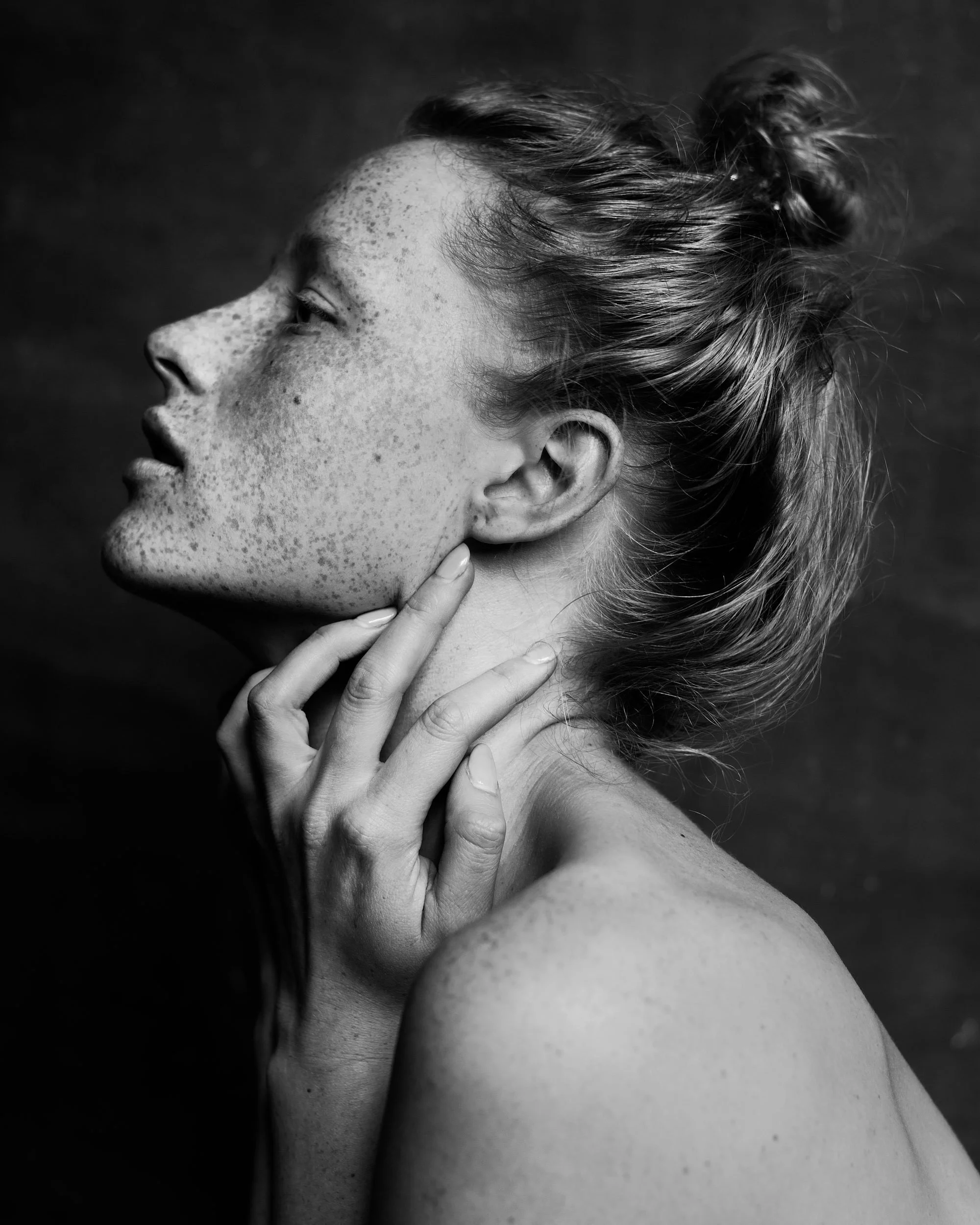 Black and white stories, Viktorija