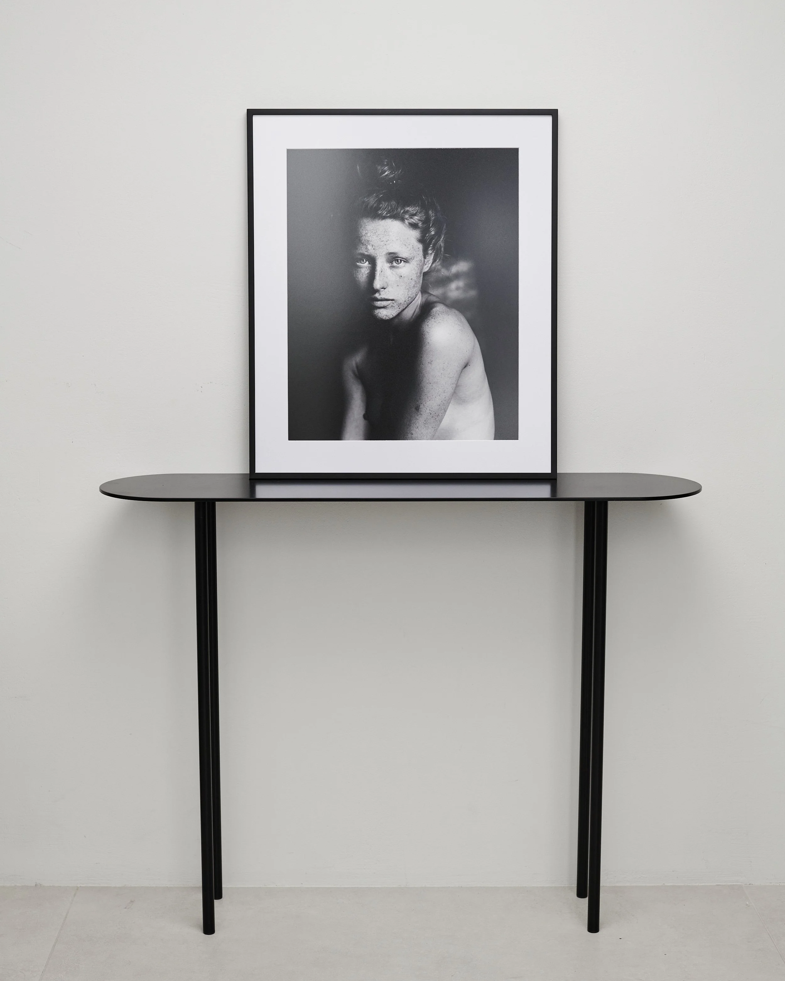 Black and white stories, Viktorija